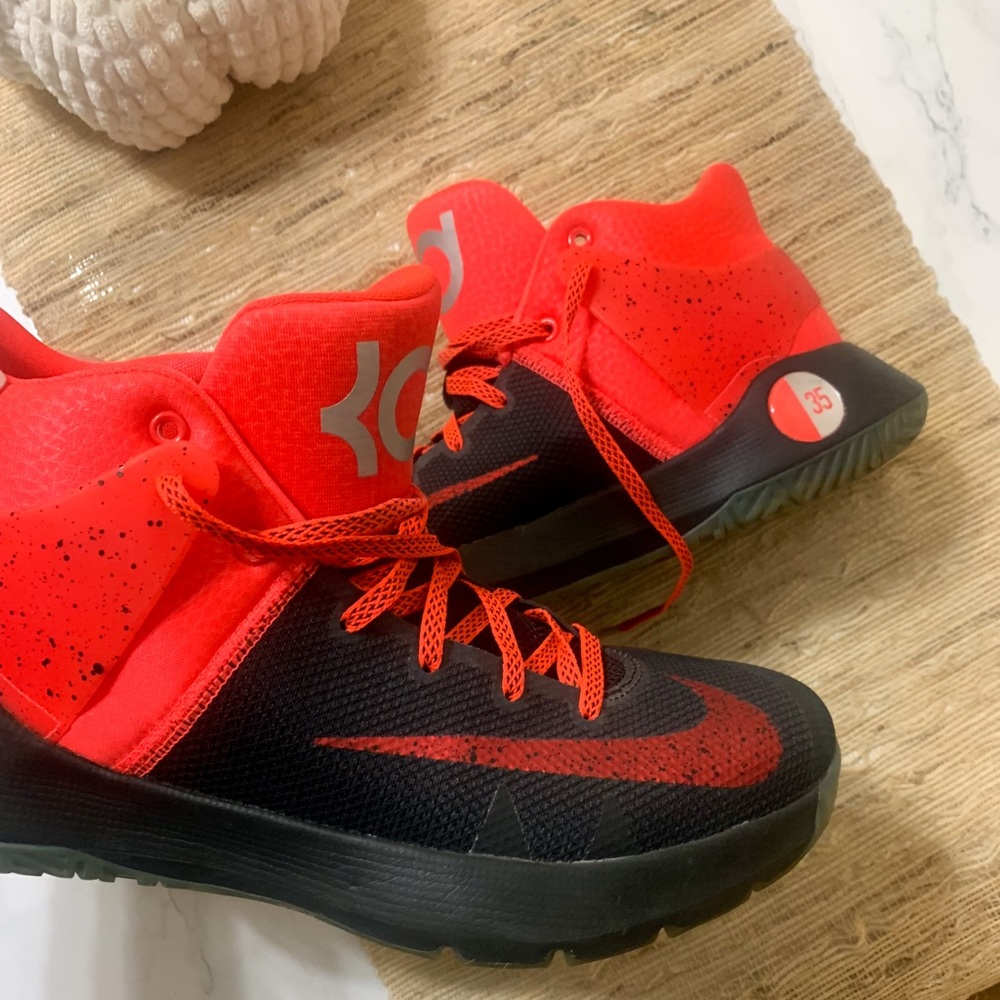 Kevin Durant Nike Athletic Shoes
